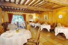 salle à manger Georges Blanc chambres d'hotes du chateau de Marmont en Dombes, acces direct au golf de Bresse (Ain)